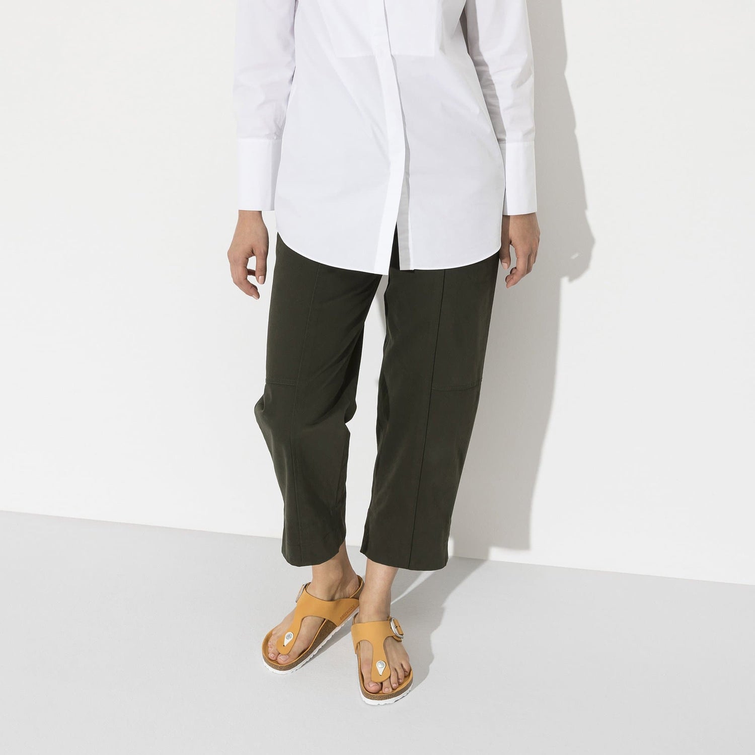 Gizeh Big Buckle Nubuck Leather - BIRKENSTOCK
