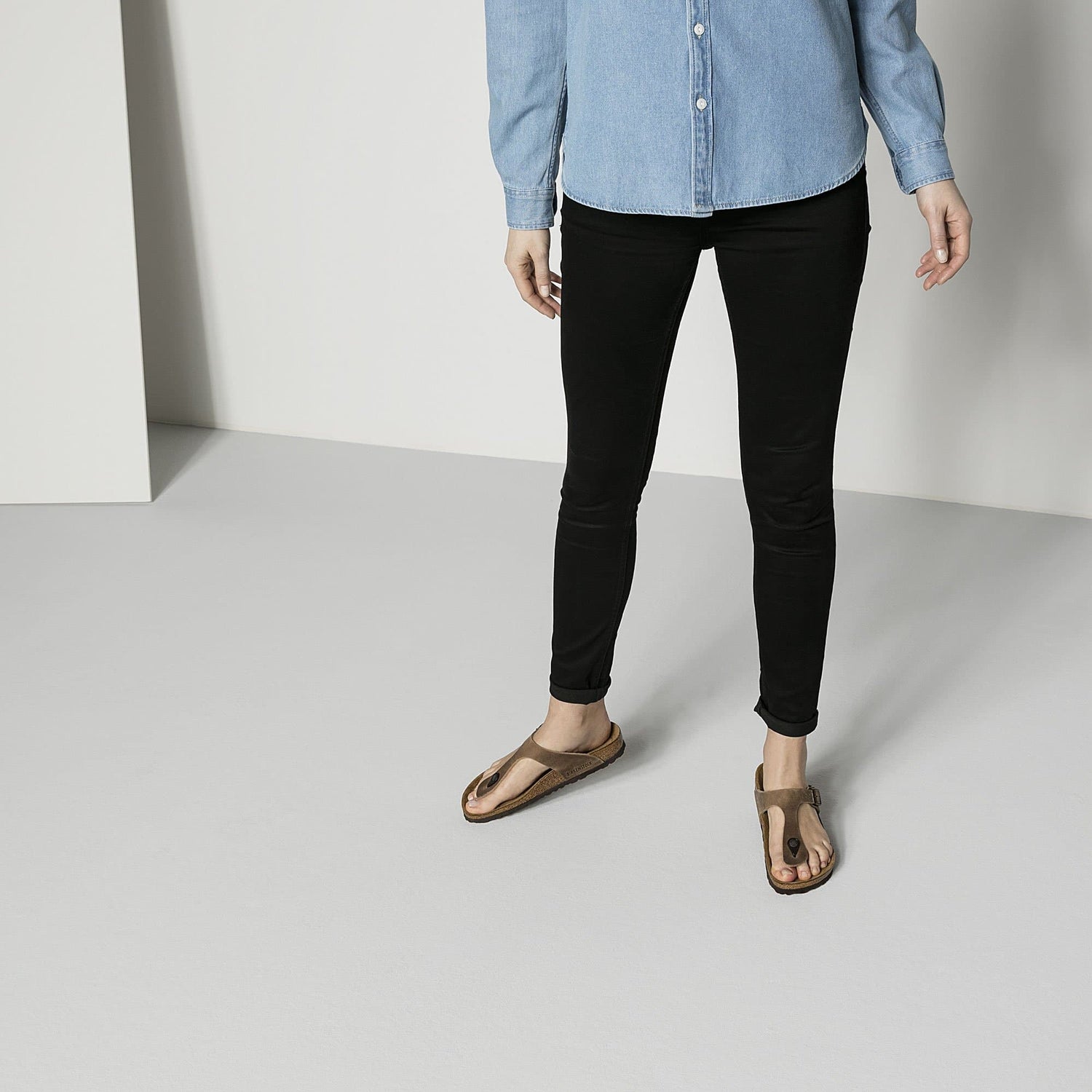 Gizeh Oiled Leather - BIRKENSTOCK